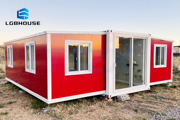 Prefab House Hurricane Proof Container Cabin with Toilets